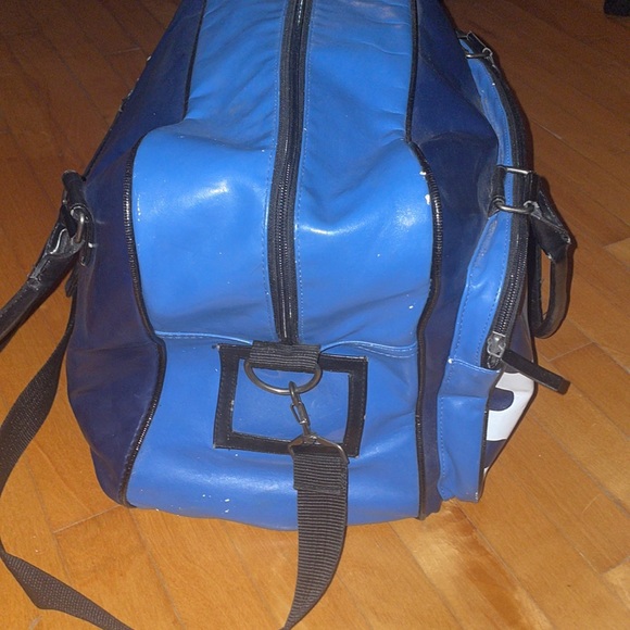 Sport bag bench - Picture 2 of 4